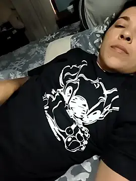 Stripchat Sex Cam of Evelyn-78