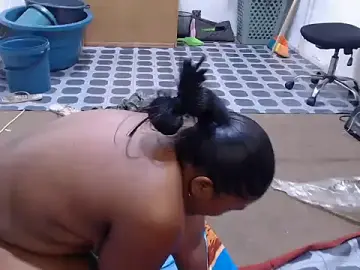 Stripchat Nude Webcam of BigbootyNickyx