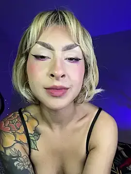 Stripchat Best Webcam of Cinamoonn