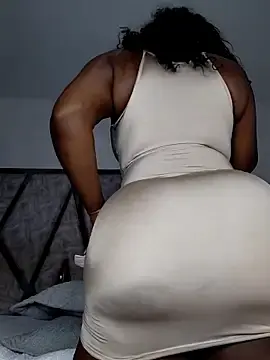 Stripchat Free Live Porn of Denise_wolfe21