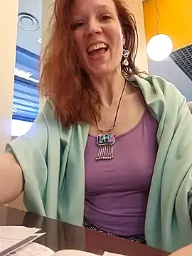 Stripchat Adult Webcams of Exhibitionsplit