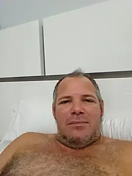 Stripchat Free Live Porn of cubanitofeliz40