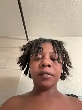 Stripchat Live Sex of Ebony_Queeen