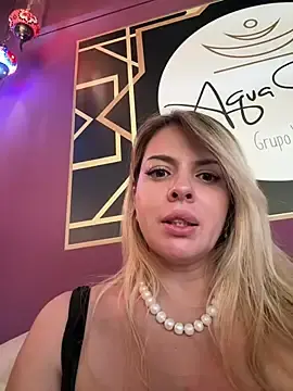 Stripchat Sex Cam of jordynjace