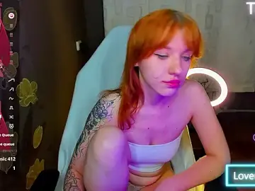 Stripchat Sex Cam of MeganNewCat