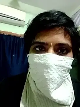 Stripchat Adult Webcam of indumathi123
