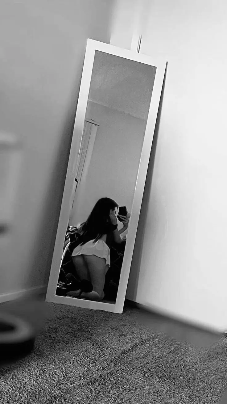 naughtysaraaa