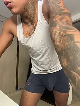 Stripchat Nude Webcam of sendfer