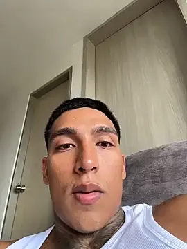 Stripchat Free Porn Cam of sendfer