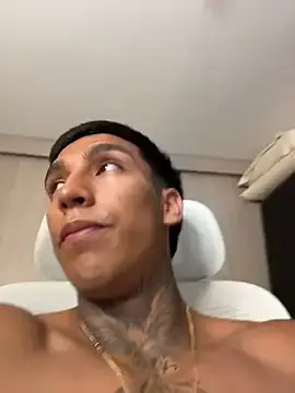 Stripchat Adult Webcam of sendfer