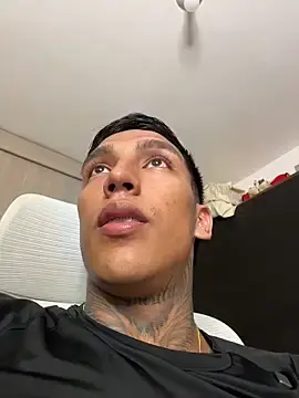 Stripchat Live Sex Cam of sendfer