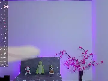 Stripchat Adult Webcam of CamilaHarperr_