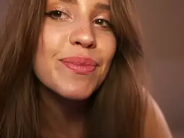 Stripchat Live Sex of FazeyJ_