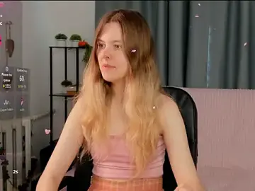 Stripchat Nude Webcam of Glitch_Doll