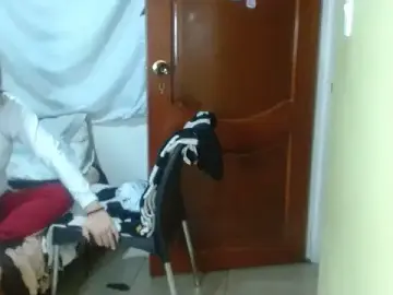 Stripchat Live Sex Cam of clayre_and_jill