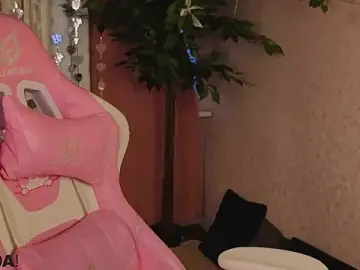 Stripchat Live Sex Cam of Leslie_Wholsh