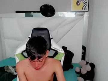 Stripchat Sex Cam of Liarr_