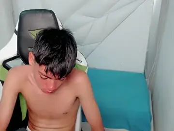 Stripchat Live Sex Cam of Liarr_