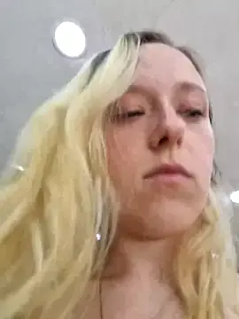 Stripchat Watch Live Sex Cams of Public_Katrisha