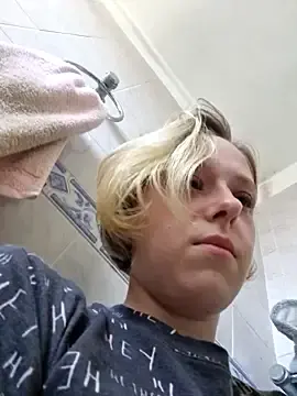 Stripchat Free Porn Cam of Public_Katrisha