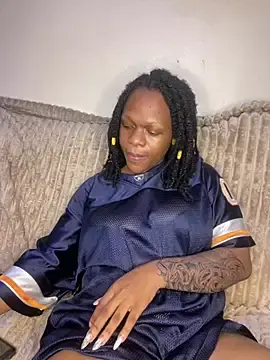 Stripchat Nude Webcam of Boneca25