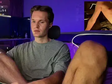 Stripchat Live Porn of Leonnextdoor