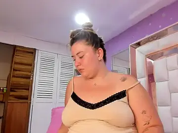 Stripchat Free Live Porn of rousse_millers