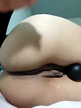 Stripchat Free Live Porn of VelvetKiM_91