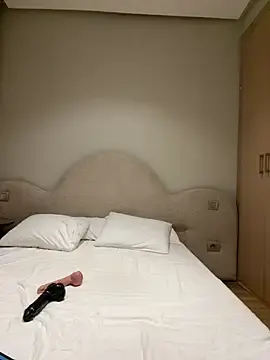 Stripchat Adult Webcam of Ahlam7578