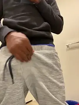 Stripchat Live Porn of Bigish92