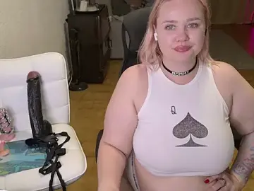 Stripchat Free Porn Cam of MargotGrey