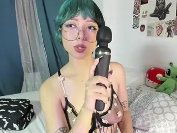 Stripchat Live Porn of acid_candy_