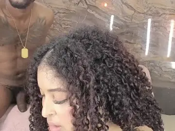 Stripchat Watch Live Sex Cams of kaleb_violeta_1