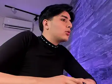 Stripchat Private Sex Chat of noahWolff_