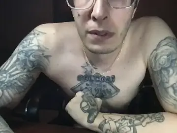 Stripchat Free Porn Cam of BWCJoshBanks97