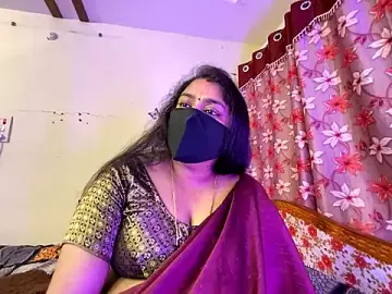 Stripchat Live Porn of LouleyRanii