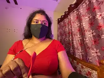 Stripchat Live Porn of LouleyRanii