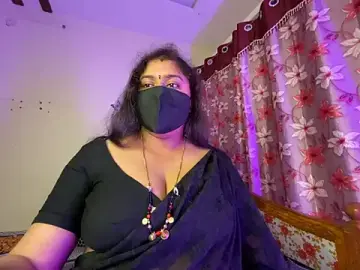 Stripchat Live Sex of LouleyRanii