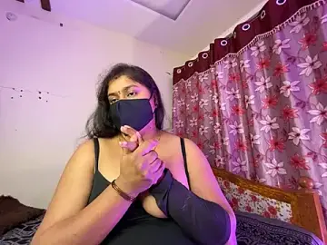 Stripchat Sex Chat of LouleyRanii