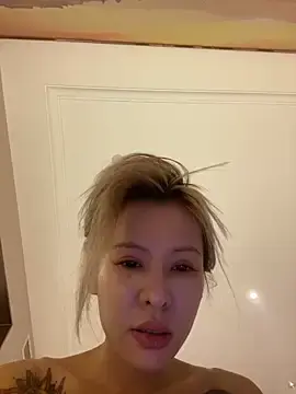 Stripchat Live Sex Cam of Sunflower-77