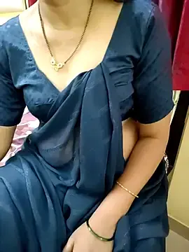 Stripchat Free Porn Cam of anuradha1432
