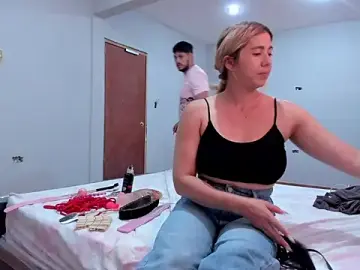 Stripchat Private Sex Chat of Liltildeman_moon