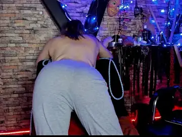 Stripchat Best Webcam of Liltildeman_moon