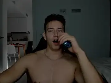 Stripchat Free Porn Cam of find0m_master