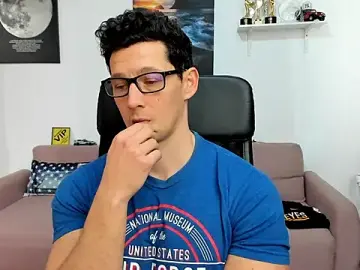 Stripchat Live Porn of BrutusK08