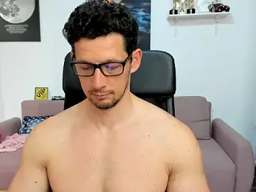 Stripchat Free Porn Cam of BrutusK08