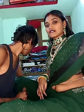 Stripchat Adult Webcams of Hot_Piya_1