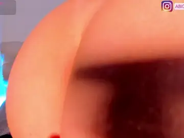Stripchat Adult Webcams of abigail_01