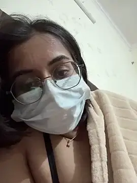 Stripchat Nude Webcam of DominantDesiree