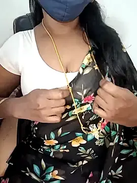 Stripchat Nude Webcam of Tamil-hotwife